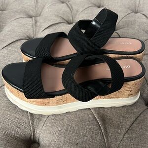 W10 Gianni Bini Briarre Cork Platform Sandals